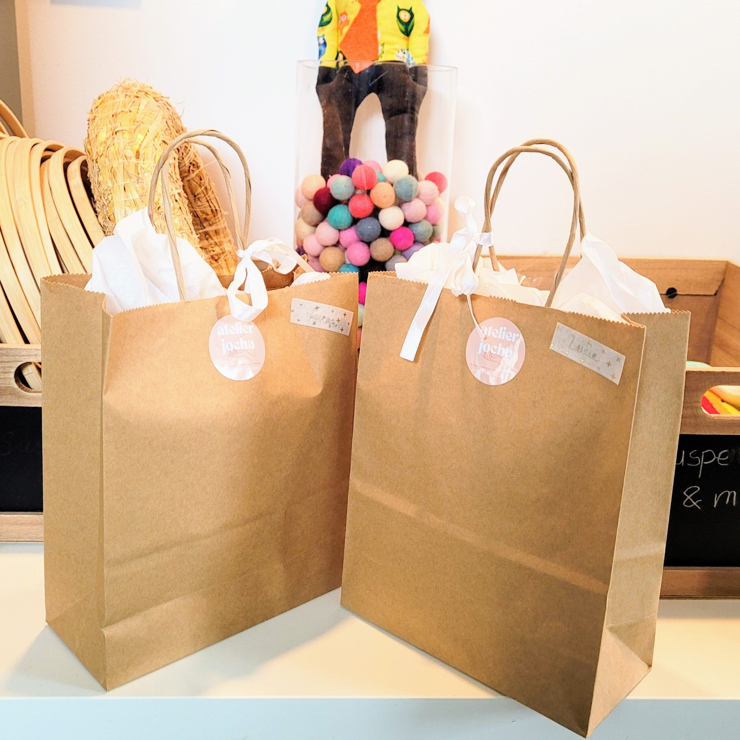 Photo de sacs de commandes de l'Atelier Jocha