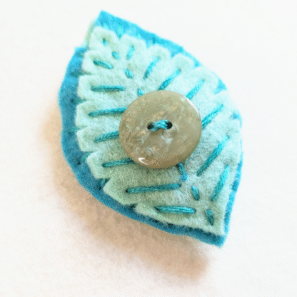 Broche feuillage turquoise vert bouton vintage – Image 3