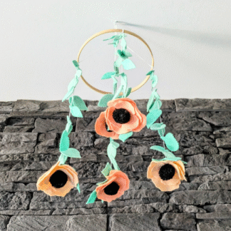 Mobile fleurs corail Atelier Jocha