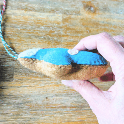 Moufle de Noël bleue – Image 4