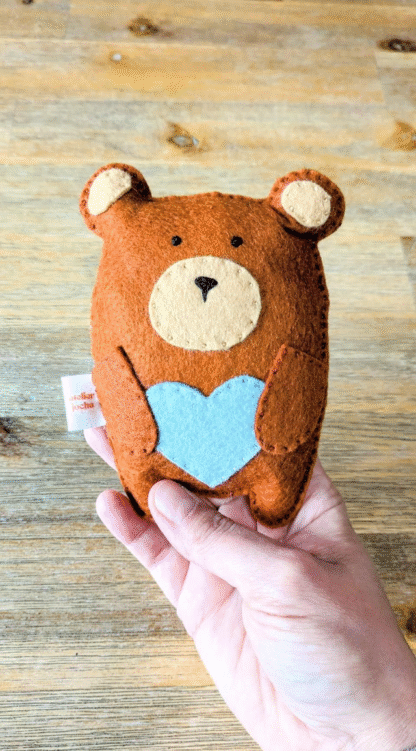 Ourson cœur bleu océan – Image 3
