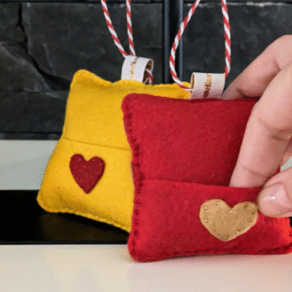 Pochette cadeau en feutrine – Image 6